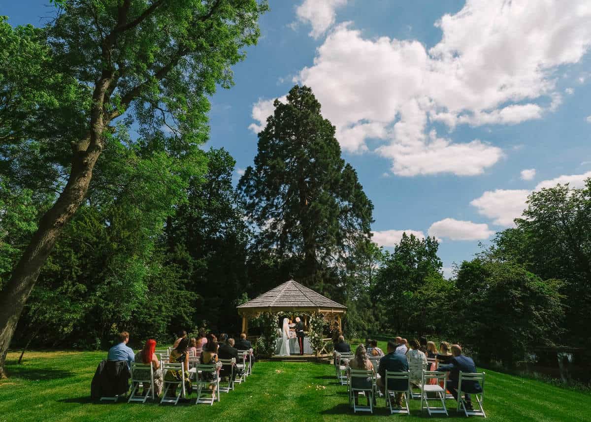 small-wedding-photographer-the-edge-photography-4